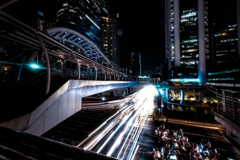 Fondo de pantalla Puente de ciudad 4K · city · 3840×2560