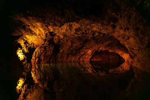 Обои Морская пещера 4K · ocean · 3840×2561
