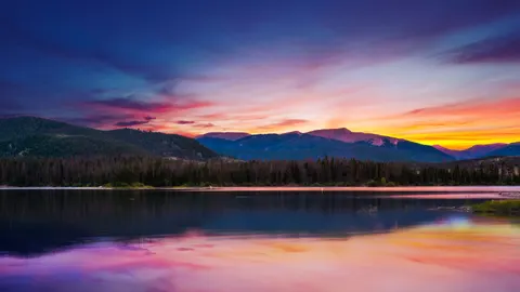 Misty Mountain Lake 4K Wallpaper · nature · 3840×2160