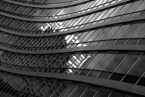 Wallpaper Fasad Futuristik 4K · architecture · 3840×2563
