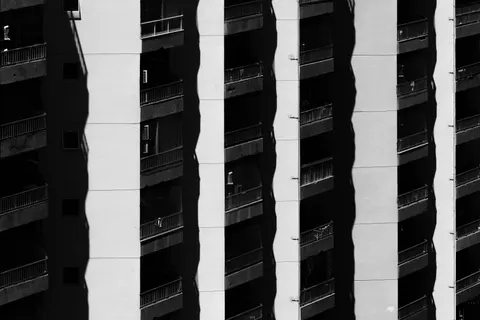 极简建筑 4K壁纸 · architecture · 3840×2561