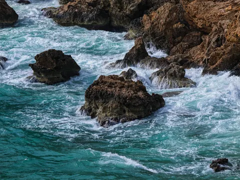 خلفية ساحل فيروزي بدقة 4K · ocean · 3840×2880
