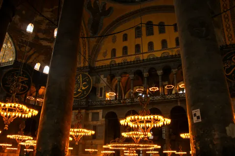 Sfondo Cupola di vetro 4K · architecture · 3840×2560