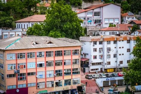 Colorful Houses 4K Wallpaper · architecture · 3840×2560
