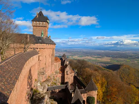 Mittelalterliche Burg 4K Hintergrundbild · architecture · 3840×2891