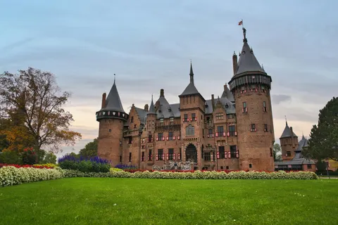 Medieval Castle 4K Wallpaper · architecture · 3840×2560