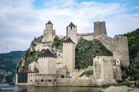 Medieval Castle 4K Wallpaper · architecture · 3840×2560