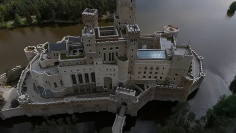 Medieval Castle 4K Wallpaper · architecture · 3840×2160