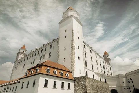 Middeleeuws kasteel 4K-achtergrond · architecture · 3840×2560