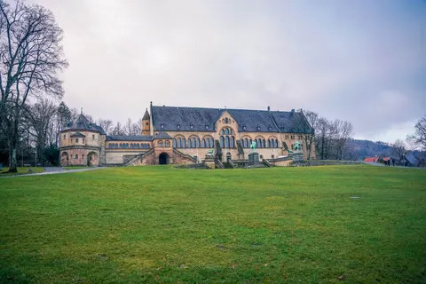 Medieval Castle 4K Wallpaper · architecture · 3840×2560