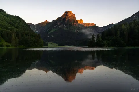 Misty Mountain Lake 4K Wallpaper · nature · 3840×2560