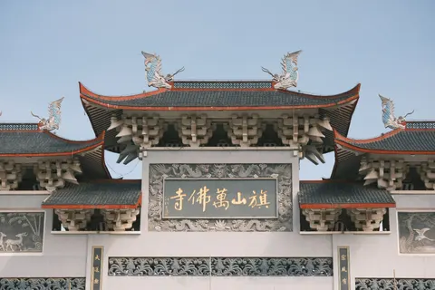Alter Tempel 4K Hintergrundbild · architecture · 3840×2560