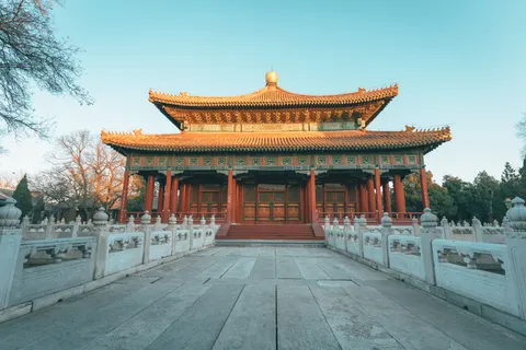 Fondo de pantalla Templo antiguo 4K · architecture · 3840×2560