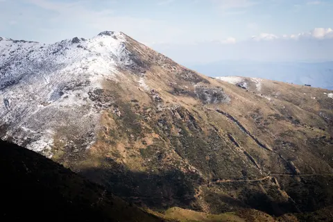 山脈 4K桌布 · mountains · 3840×2563