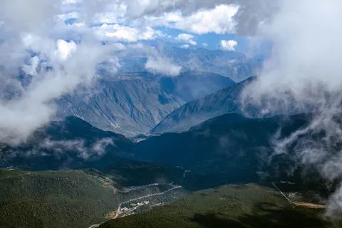 The Andes 4K Wallpaper · mountains · 3840×2560