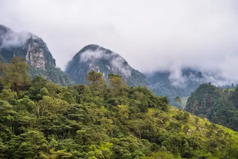 The Andes 4K Wallpaper · mountains · 3840×2560