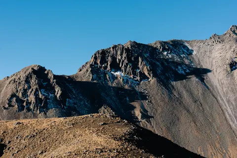 The Andes 4K Wallpaper · mountains · 3840×2560