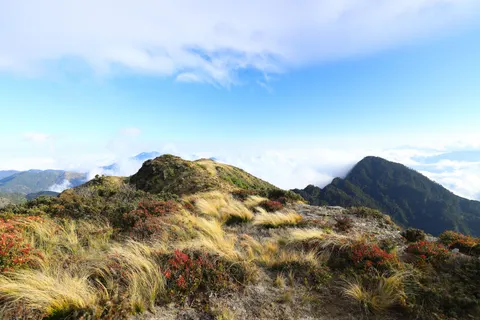 Berge 4K Hintergrundbild · mountains · 3840×2560