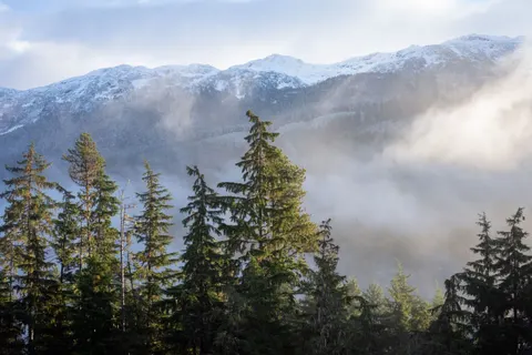 Foggy Valley 4K Wallpaper · mountains · 3840×2560