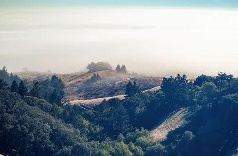 Foggy Valley 4K Wallpaper · mountains · 3840×2523