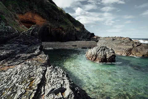 Sea Cave 4K Wallpaper · ocean · 3840×2560