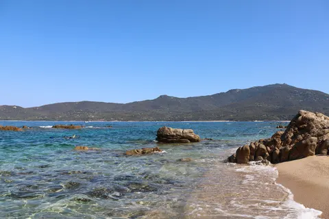 碧绿海岸 4K壁纸 · ocean · 3840×2560
