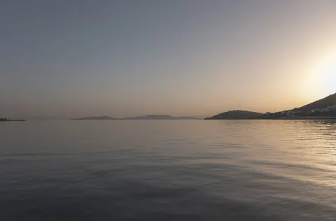 Calm Sea 4K Wallpaper · ocean · 3840×2526