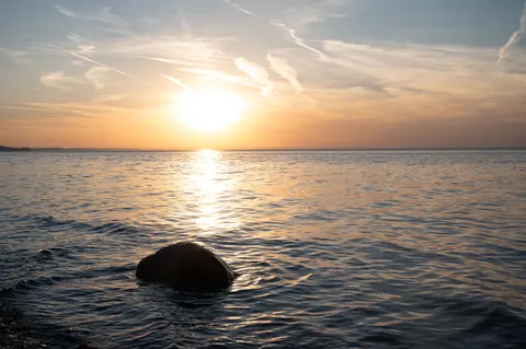 Ruhige See 4K Hintergrundbild · ocean · 3840×2555