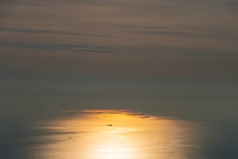 Calm Sea 4K Wallpaper · ocean · 3840×2560