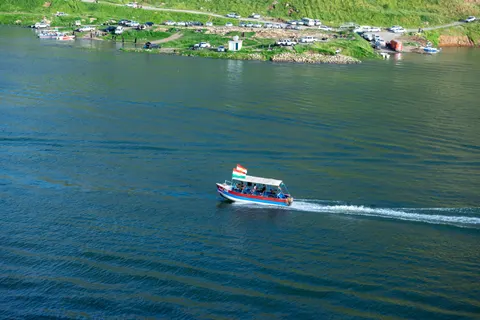 Boat at Sea 4K Wallpaper · ocean · 3840×2560