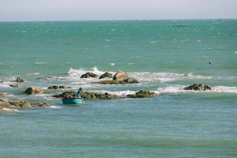 Hình nền Con thuyền trên biển 4K · ocean · 3840×2560