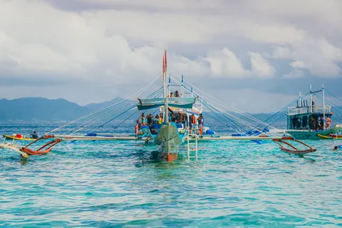 Boat at Sea 4K Wallpaper · ocean · 3840×2560