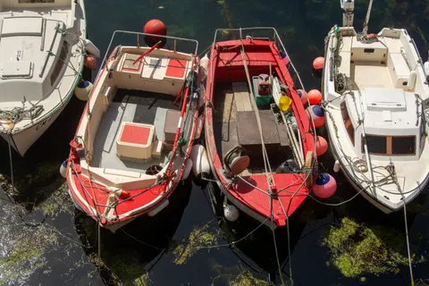 Boat at Sea 4K Wallpaper · ocean · 3840×2560