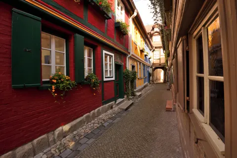 Altstadtgasse 4K Hintergrundbild · architecture · 3840×2563