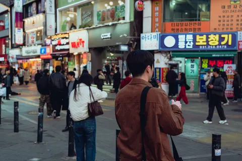 Seoul Night 4K Wallpaper · city · 3840×2560