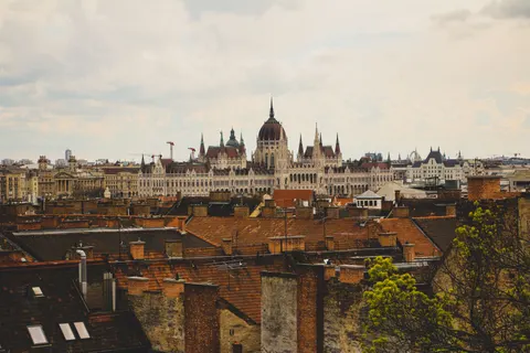 والپیپر شهر با کیفیت 4K · city · 3840×2560