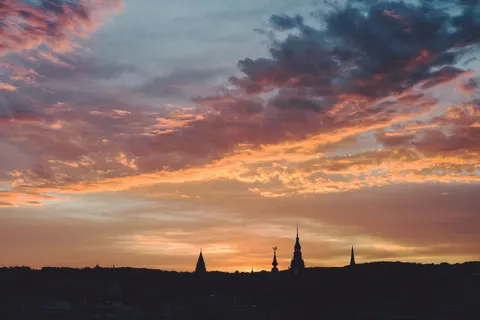 Prague Rooftops 4K Wallpaper · city · 3840×2560