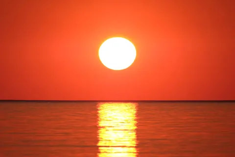 Fond d'écran Mer calme 4K · ocean · 3840×2560