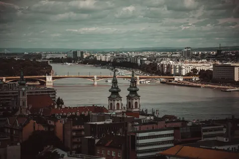 Prague Rooftops 4K Wallpaper · city · 3840×2560