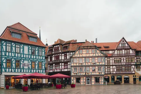Fond d'écran Rue de la vieille ville 4K · architecture · 3840×2560