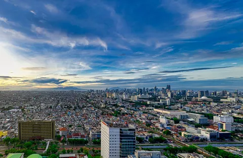 Rooftop View 4K Wallpaper · city · 3840×2495
