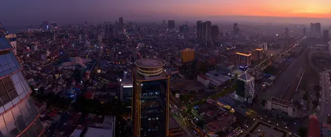 Rooftop View 4K Wallpaper · city · 3840×1593