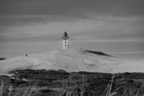 Cliff Lighthouse 4K Wallpaper · architecture · 3840×2560