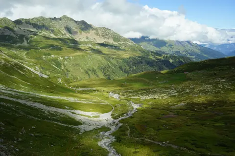 والپیپر کوهستان با کیفیت 4K · mountains · 3840×2560