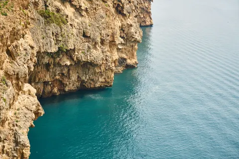 Turquoise Coast 4K Wallpaper · ocean · 3840×2561