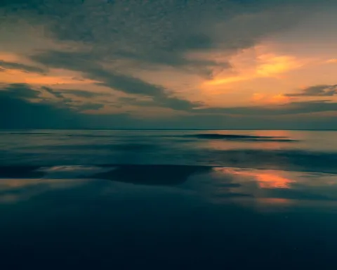 Ruhige See 4K Hintergrundbild · ocean · 3840×3072