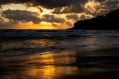 خلفية بحر هادئ بدقة 4K · ocean · 3840×2560