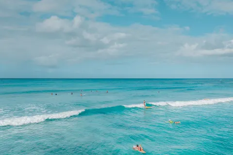 Sea Foam 4K Wallpaper · ocean · 3840×2558