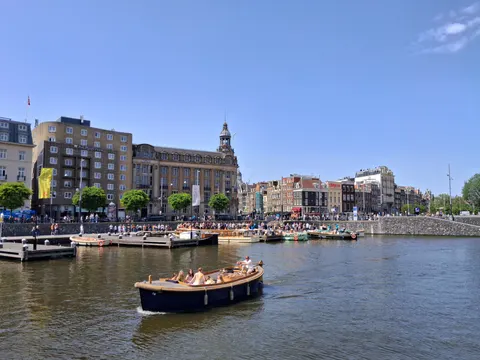 Sfondo Canali di Amsterdam 4K · city · 3840×2880