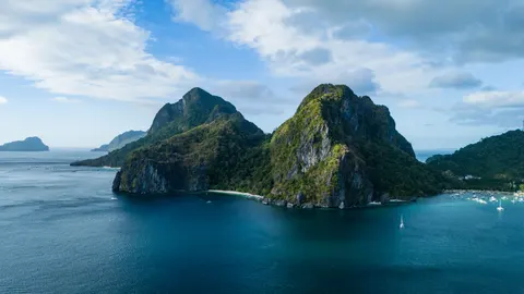 Insellagune 4K Hintergrundbild · ocean · 3840×2160